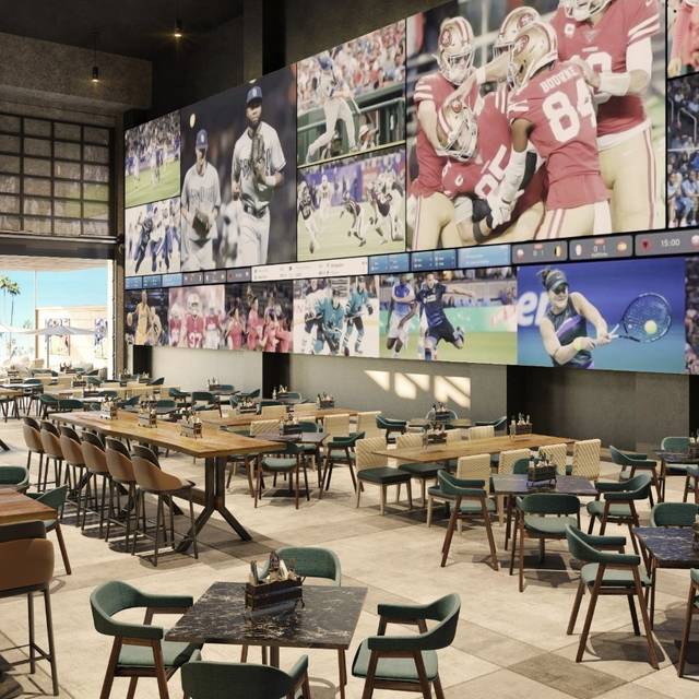 Growlers Sports Bar Video Wall